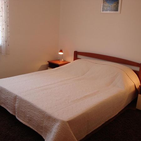 Apartments Dadic 챠브타트 외부 사진