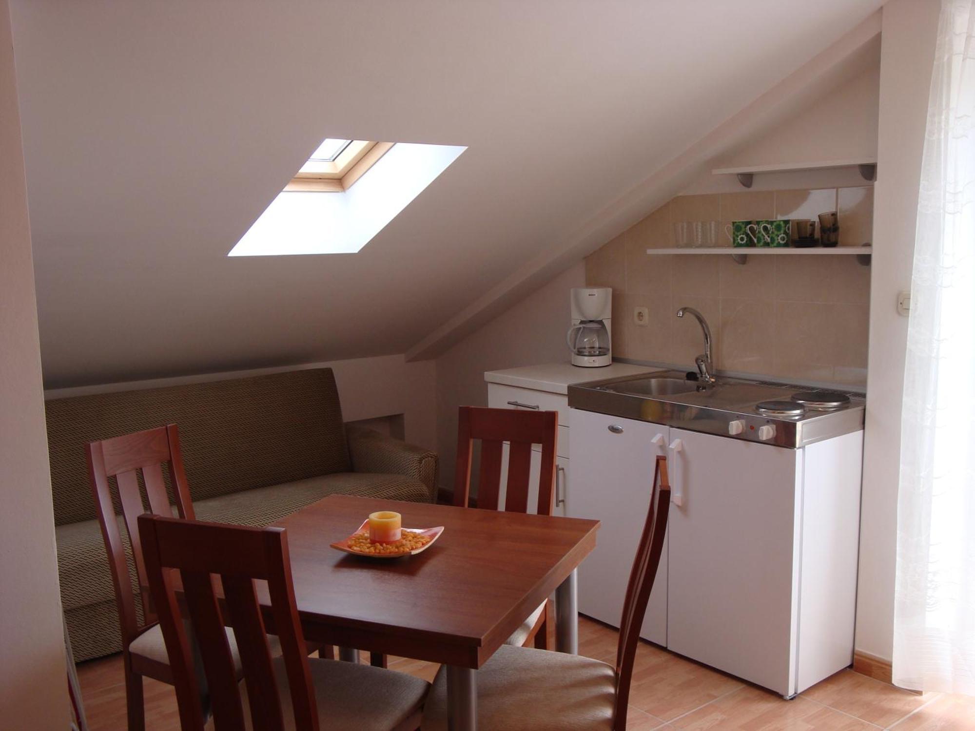Apartments Dadic 챠브타트 외부 사진